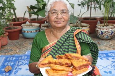 Bread Pakora Recipe - Stuffed Bread Pakora - ब्रेड पकोडा - Desi Food Recipes - Snacks
