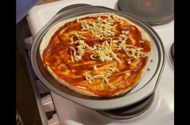 Easy and healthy Lebanese bread crust Pizza