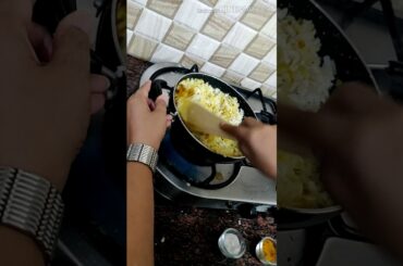 How to make Steamed Beaten Rice Idli