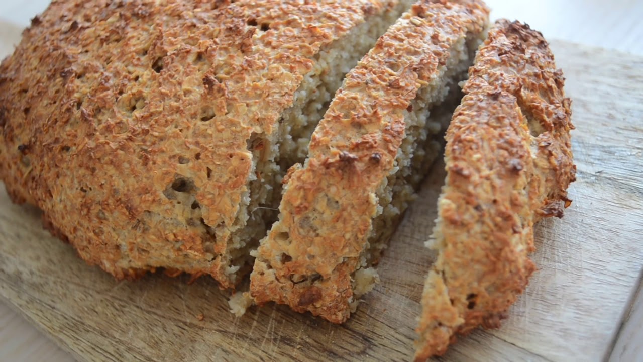 OATMEAL BREAD/ HAVERMOUT BROOD/ YULAF EKMEĞİ healthy and super easy! OATMEAL BREAD/ HAVERMOUT BROOD/ YULAF EKMEĞİ healthy and super easy!