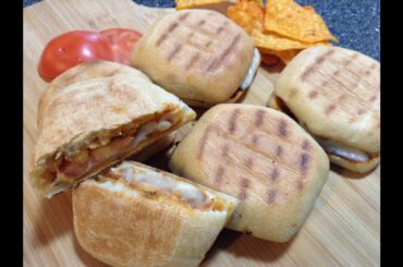 டொமேடோ பனினி Sandwich & ஆப்பிள், சீஸ் Quesadilla "Stay at home" lunch
