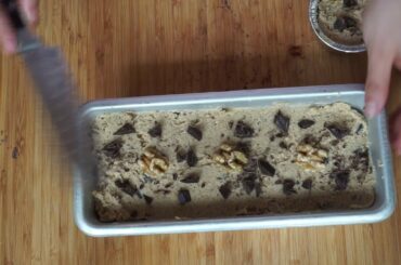 MY VEGAN BANANA BREAD RECIPE  | GF, Refined Sugar Free & Healthy  |  Anita Saxu