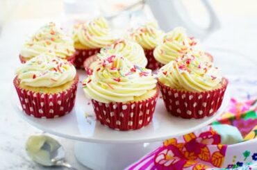 Healthier vanilla cupcakes