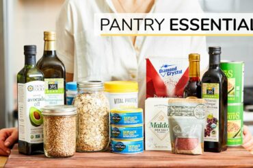 PANTRY ESSENTIALS  | 10 foods I always have in my pantry