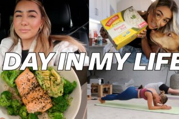 VLOG: How I'm really doing, at-home workout, healthy salmon bowl recipe | Julia & Hunter Havens