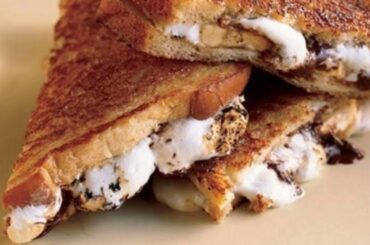 मीठी सैंडविच बनाएं बिल्कुल रेस्टोरेंट्स की तरह।: Sweet sandwich recipe