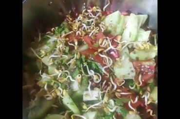 Healthy salad for weight loss and pcos suffering