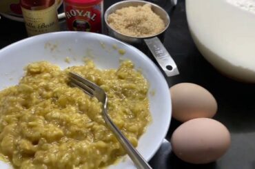 Banana Cake Loaf (Stay at Home Baking Recipe)