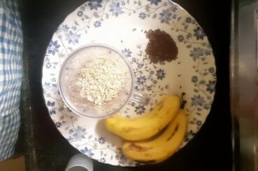 Quick Healthy Breakfast(Oats and Banana without milk amd sugar)ସୁସ୍ବାଦୁ ଓଟ୍ସ