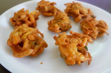 Onion Bonda Recipe |  Easy Onion snacks | Tea time snacks recipes / Evening snacks | onion pakoda