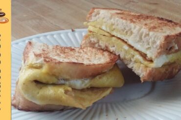 Easy French Toast Omelette Sandwich Recipe | #FlavorfulEatz | www.WhaTooCook.com