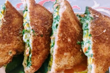 Corn and spinach sandwich