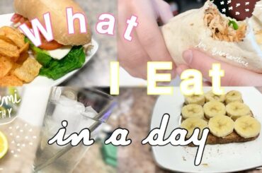 What I EAT in a DAY: semi-HEALTHY, realistic (self-isolation)