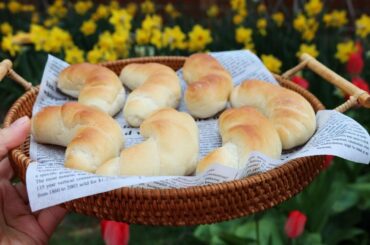 Soft and Fluffy Milk Bread | Easy & Quick Dinner Rolls Recipe