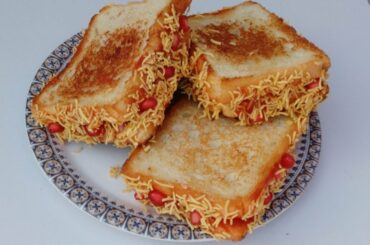 Lock-down special/5 minutes snacks recipe/ instant bread Dhaveli/ दाबेली रेसिपी