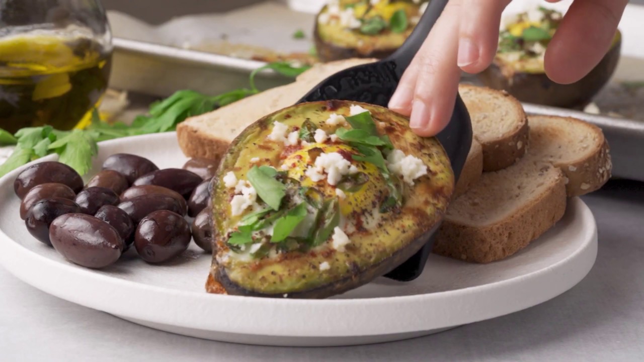 RECIPE: Easy baked avocado and eggs RECIPE: Easy baked avocado and eggs
