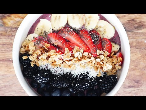 HOW TO MAKE AN ACAI BOWL | easy, delicious breakfast idea HOW TO MAKE AN ACAI BOWL | easy, delicious breakfast idea