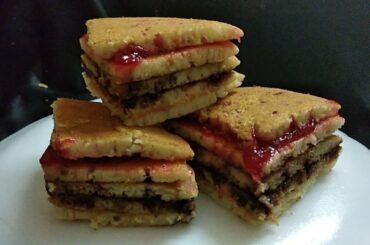 Pancake sandwich ! Pancake recipes ! Breakfast recipes ! How to make pancake ! fluffy pancake !