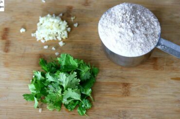 Do You Have A Cup Of Wheat Flour, Garlic & Coriander Leaves? Garlic Paratha Recipe - Ramadan Recipes