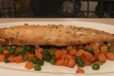 Garlic Butter Glazed Salmon / Healthy Meals