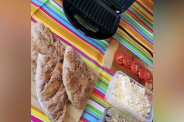 Quick and easy Chicken Sandwich Wraps / Sandwich #tortenweltreemas #reemastortenwelt