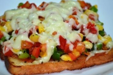 Lockdown Recipe 2 - Bread Pizza in 5 Minutes /Quick Breakfast in Lockdown