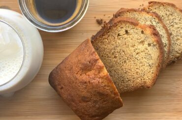 Perfect Moist Banana Bread // The Best Banana Bread Recipe Ever  🍌