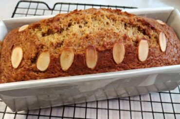 BANANA BREAD LOAF WITHOUT OVEN