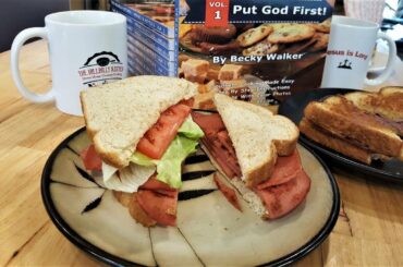 Fried Bologna (Baloney) Sandwich With A Giveaway - The Hillbilly Kitchen