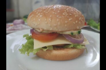 Delicious Chicken Burger | Burger Recipe For Aftari | Ashiii's Ideas