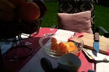 Orange and Parsley delicious Summer salad with chilies