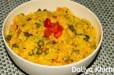 Vegetable Daliya Khichdi Recipe || Healthy & Nutritious Khichdi Recipe || Broken Wheat Khichdi