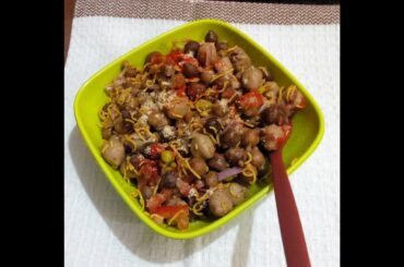 Healthy breakfast // Healthy time pass salad.