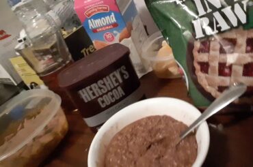 Levi Jones's Healthy Chocolate Oatmeal recipe