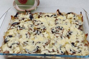 What i eat in a day. Baked potatoes, healthy food recipe,  potatoes with mushrooms in the oven!!