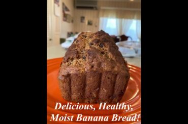 TASTY, HEALTHY, MOIST Banana Bread! (140 calories per slice)