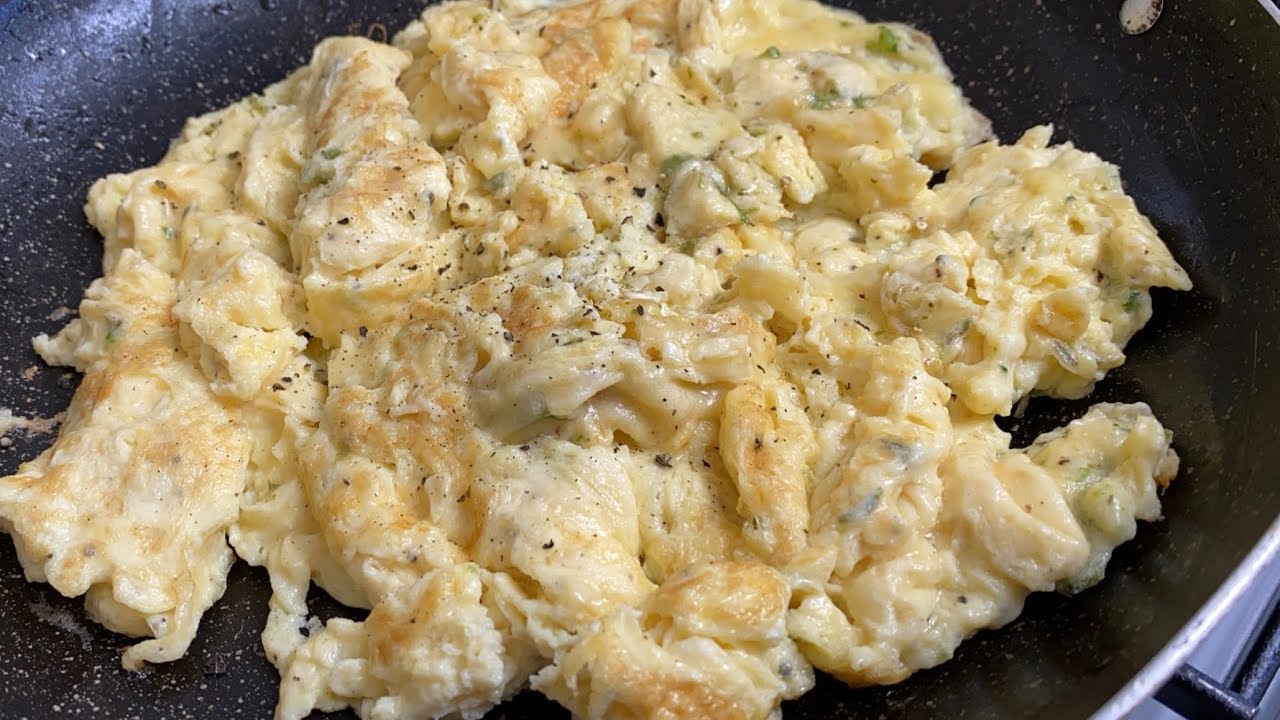 EASY CHEESY EGGS || KIDS BREAKFAST IDEAS || TERRI-ANN’S KITCHEN EASY CHEESY EGGS || KIDS BREAKFAST IDEAS || TERRI-ANN’S KITCHEN