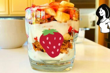 Fruit Cereal Yogurt parfait Recipe | Healthy breakfast recipe | #kinziekitchen