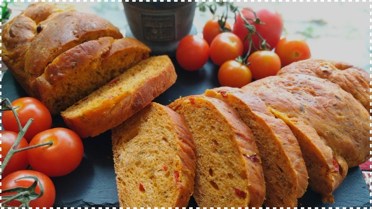 Tomato & Red Pepper Bread | #healthy #nomixer #stayhomeandbake Tomato & Red Pepper Bread | #healthy #nomixer #stayhomeandbake