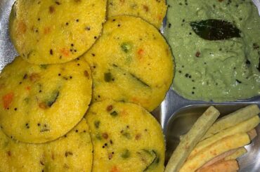 Instant Idli Recipe/ Easy Rava Idli/ Healthy Kids Snack ideas/Quick Breakfast Ideas/Quick Suji Idli