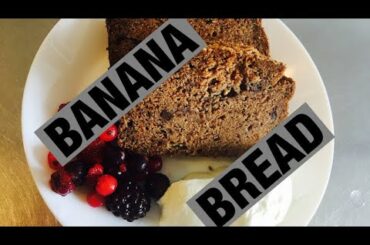 HOW TO MAKE BANANA BREAD. A healthy version