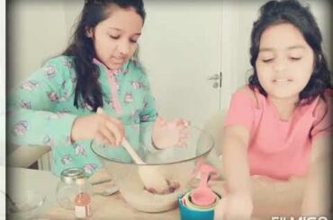 HEALTHY BANANA BREAD HOMEMADE- KIDS COOKING VIDEOS- NO BUTTER NO EGGS NO OILS BREAD - LOCKDOWN FUN