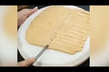 Dal aur Aate ka namkeen - Recipe | Daal ki saloni | Healthy Snack recipe