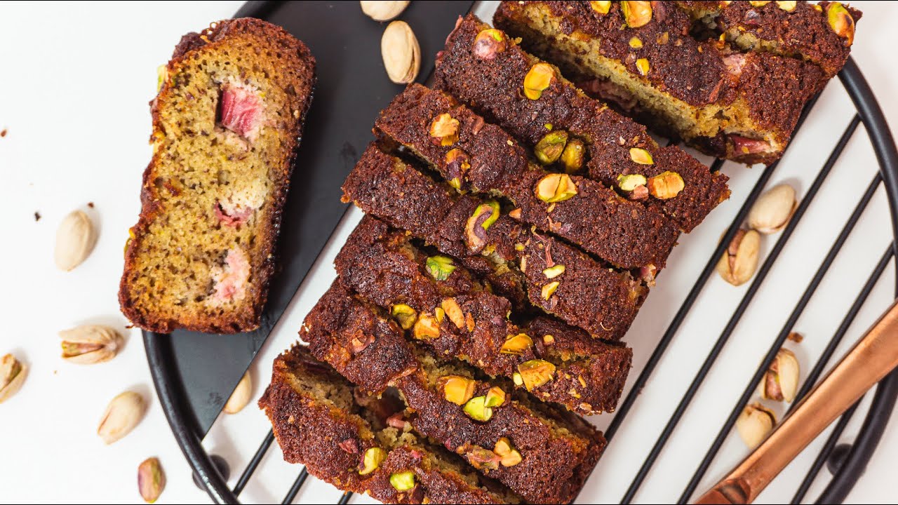 Healthy Rhubarb, Orange & Pistachio Loaf / Low Carb Summer Recipe Healthy Rhubarb, Orange & Pistachio Loaf / Low Carb Summer Recipe