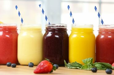 5 Healthy 2-Ingredient Fruit Slushies!