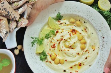 Healthy Evening Snacks Ideas - Ragi Crackers + Hummus & Granola Laddu | Healthy Snacks