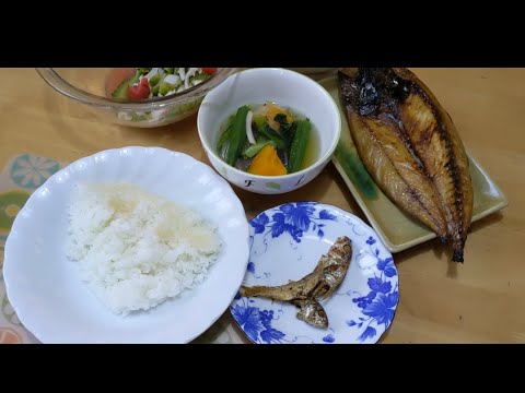 Delicious Healthy Lunch(Law-uy, Ampalaya Salad, Fry Eggplant, Inihaw na isda, Dried fish/Bulad Delicious Healthy Lunch(Law-uy, Ampalaya Salad, Fry Eggplant, Inihaw na isda, Dried fish/Bulad