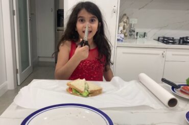 Selena Healthy Lunchbox - How To Make A Sandwich