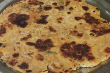 Sooji aur aaloo Ka mix paratha - healthy breakfast recipe.