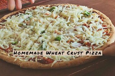 Homemade Wheat Crust Pizza | Pizza in Microwave | Healthy Pizza | Low Calorie Pizza